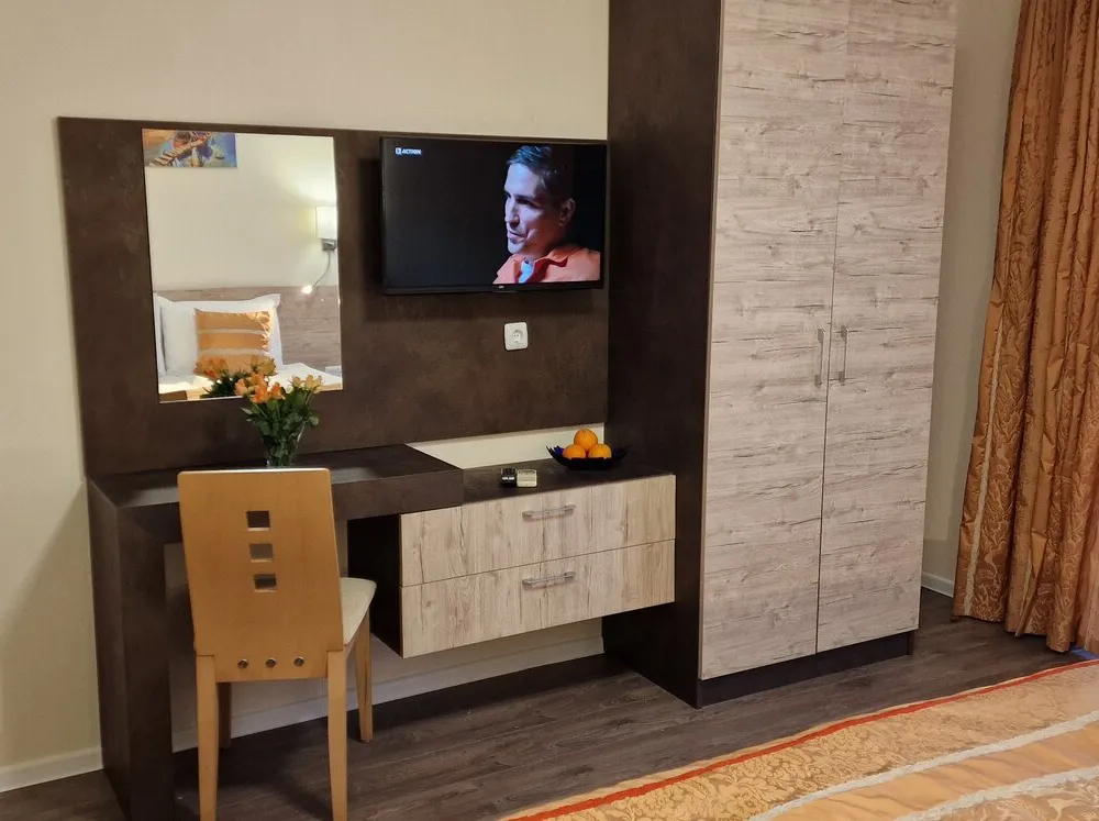 Апартамент 7, 8, 10 /6+2/ Делукс 15